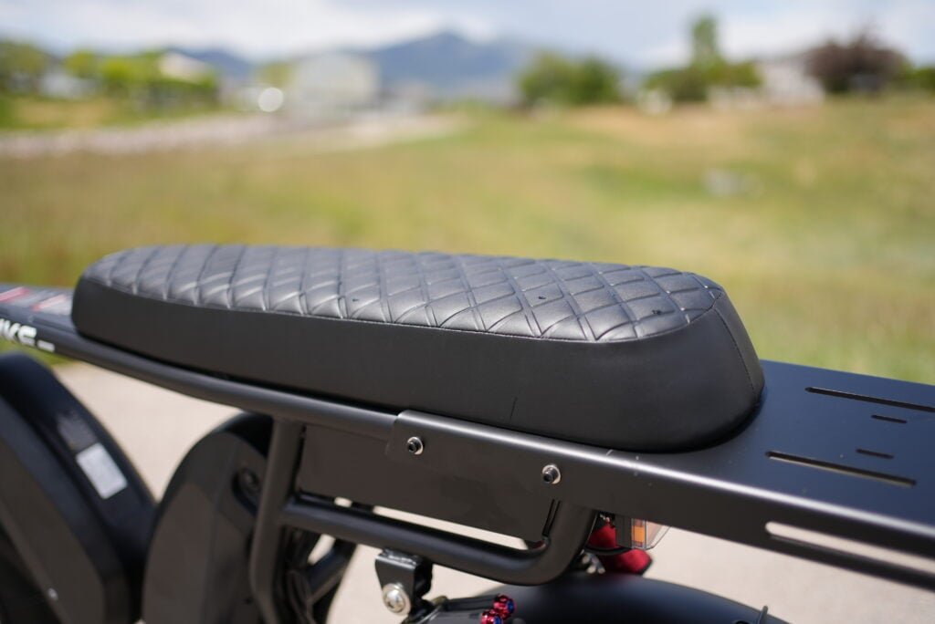 Heybike Saturn Review: The Cheap Long-Range Moped-Style eBike King 2 Heybike Saturn full suspension and fat tires detail