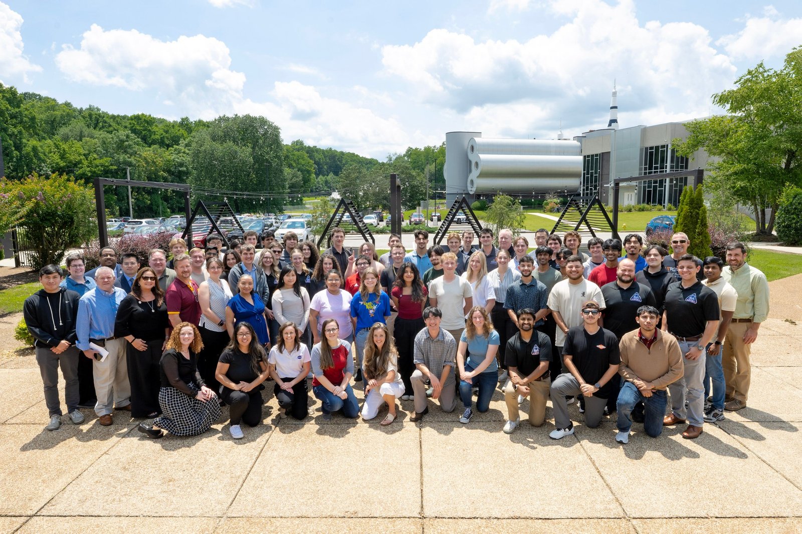 University students and advisors from 11 finalist teams gathered in Huntsville, home to NASA’s Marshall Space Flight Center, June 23-25 for the agency’s third annual Human Lander Challenge. This year’s competition challenged students to consider solutions for environmental control and life support systems for long duration spaceflight. These technologies are essential for maintaining breathable air, potable water, and thermal stability for astronauts during deep space missions.