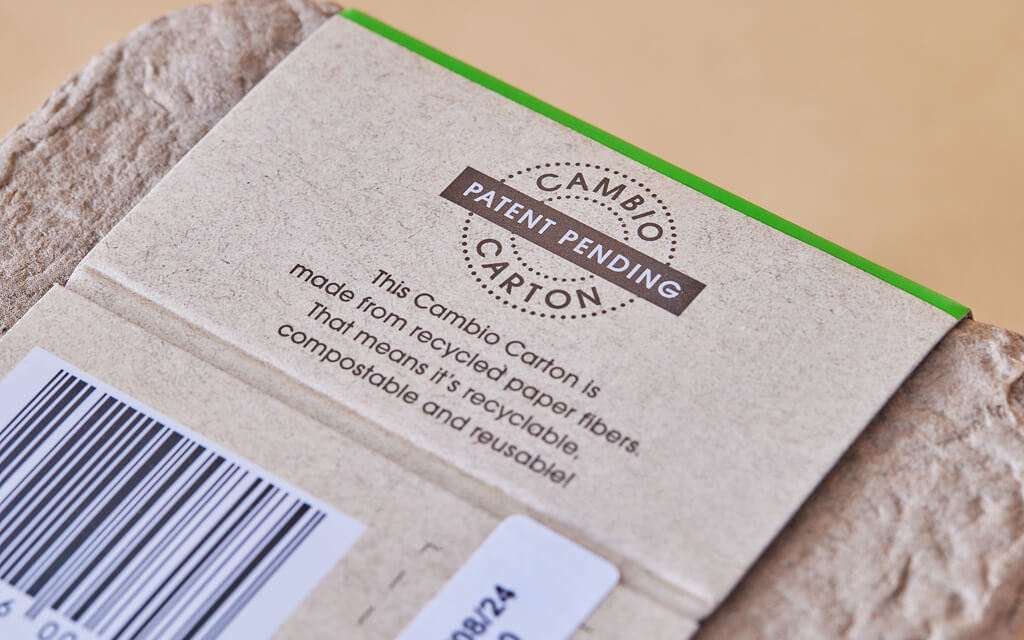 Cambio coffee custom packaging made from recyclable, compostable, and reusable cardboard.