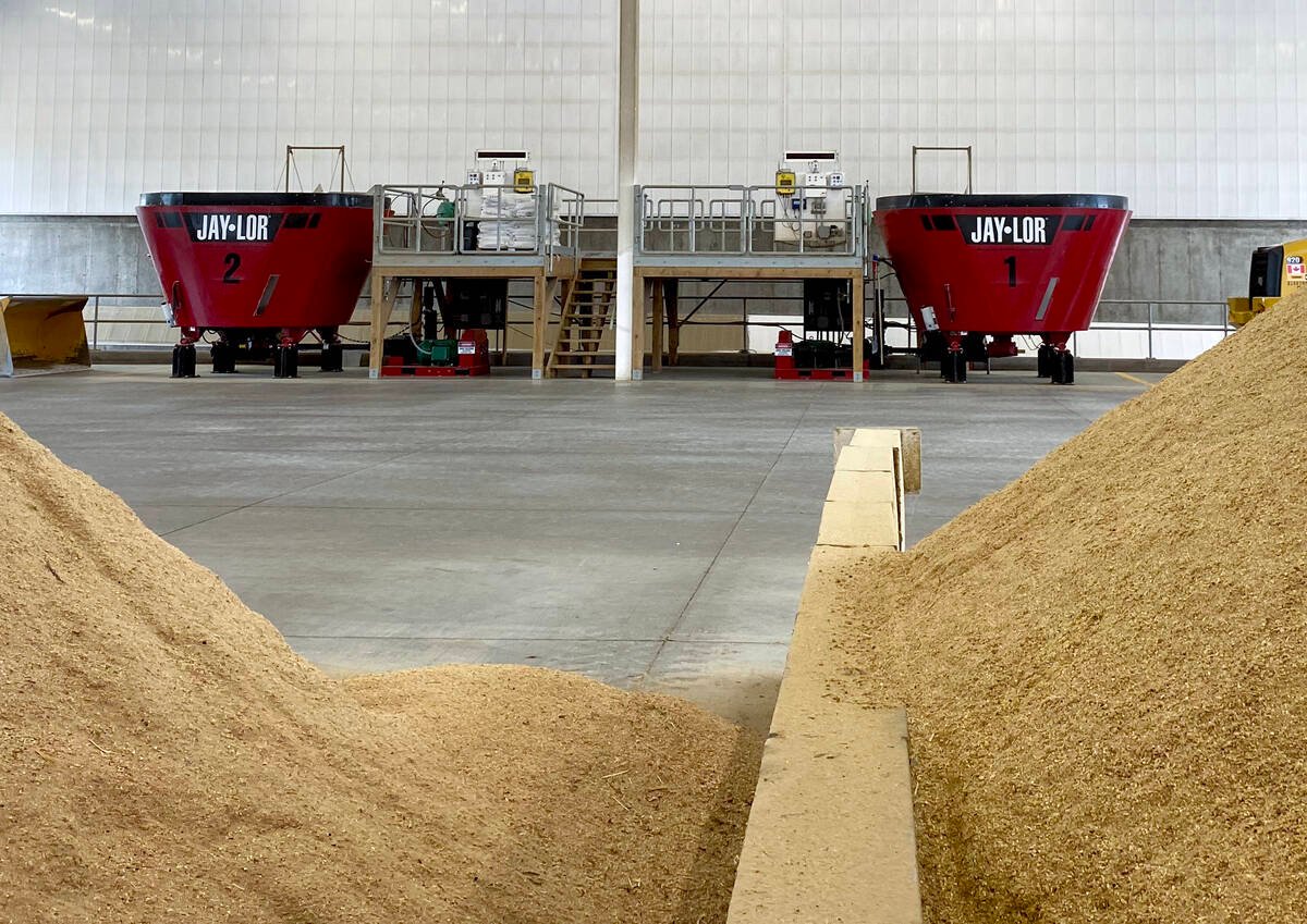The Ontario Beef Research Centre’s precision feed facility has two mixers, one each for beef and dairy, that use FeedWatch software to craft precise rations. Photo: Diana Martin