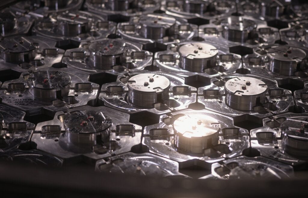 CAPTION: The Aalo-X design uses low-enriched uranium dioxide fuel, graphite moderation, and liquid sodium to produce a thermal neutron spectrum. Its primary reactor vessel uses a hybrid loop-pool configuration that houses the core, control rods, pumps, and heat exchangers in a single sealed tank, while its secondary sodium loop transfers heat to the steam generator, keeping water separate from radioactive primary sodium. Courtesy: Aalo