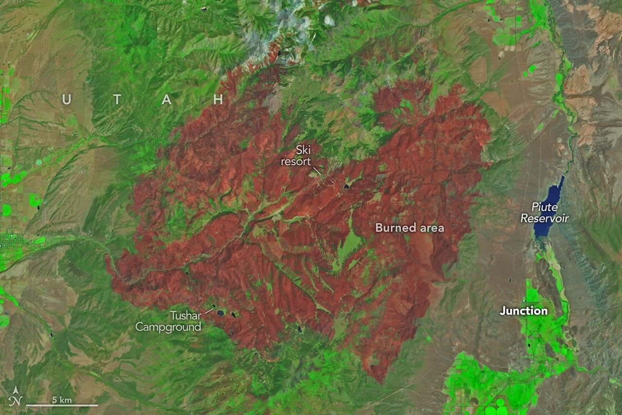 An image of the same area shows a large brown patch spanning much of the image in an image acquired after the fire on June 29, 2026.