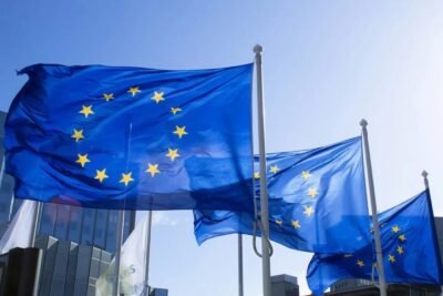 european flag la defense france unsplash 1400x933 1 European flag la defense france unsplash