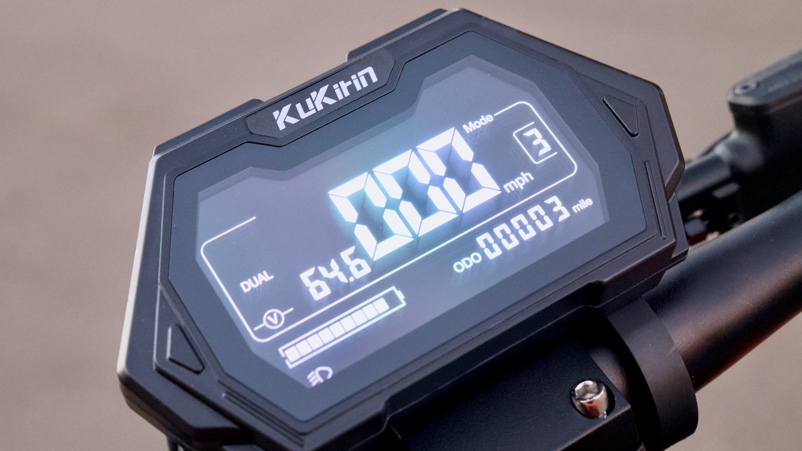 Kukirin G4 Max Review: 50 MPH of Off-Road Value 10 Kukirin G4 Max cockpit with digital display, thumb throttle and control buttons
