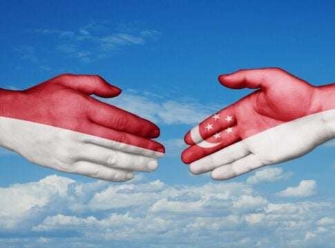 Singapore and Indonesia Seal Landmark Carbon Credit Deal to Boost Southeast Asia's Green Economy