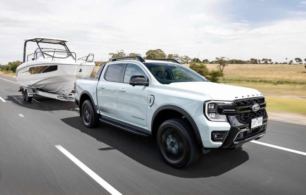 2025 Ford Ranger PHEV Stormtrak.