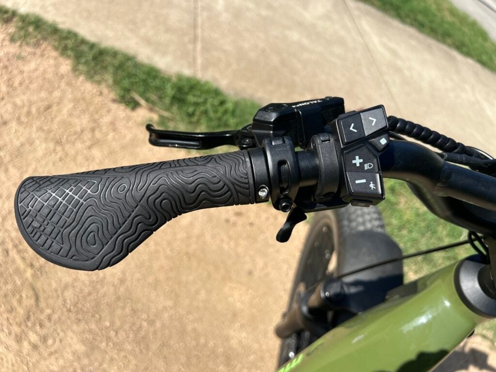 Monarc Marker handlebar controls and thumb throttle