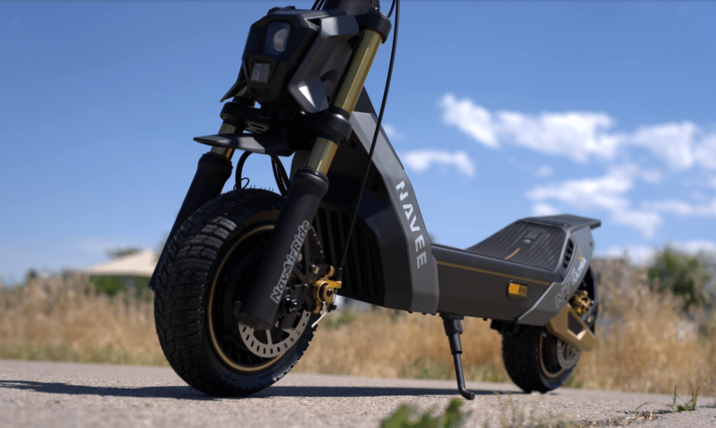 NAVEE Back-to-School Sale: Up to 41% Off 11 Scooters 16 NAVEE NT5 Ultra X electric scooter