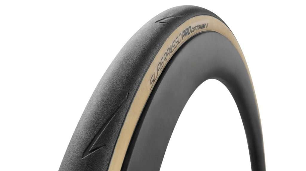 Promo pic of the new flagship Vredestein road bicycle tire against a white background.