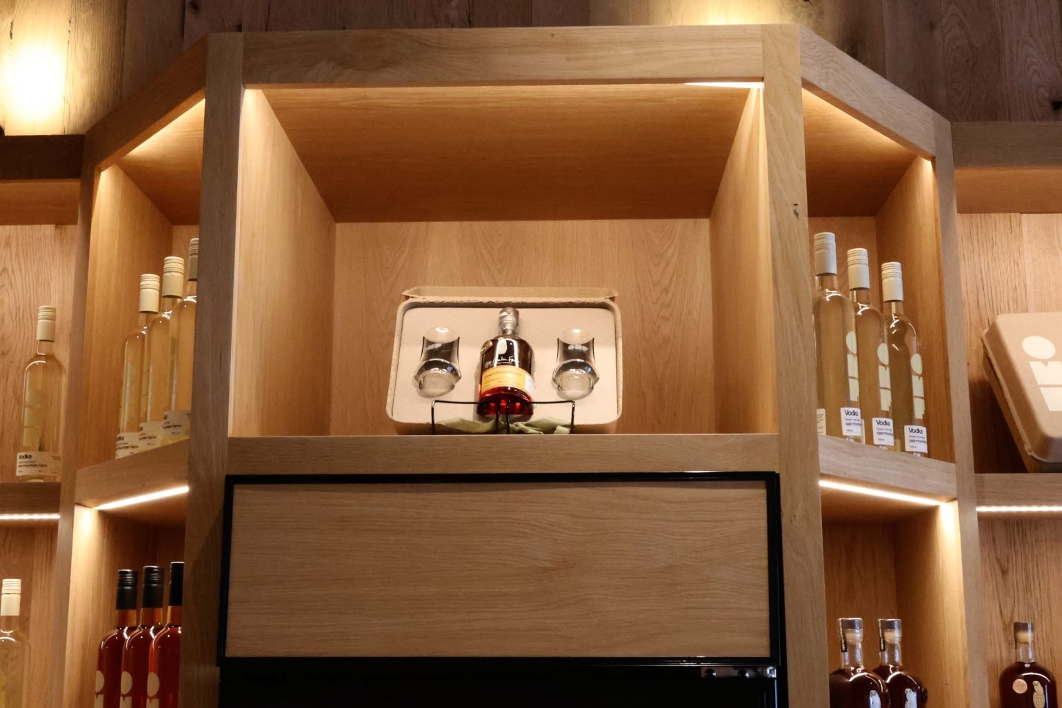 Spirit Packaging Display Spirit Packaging Display