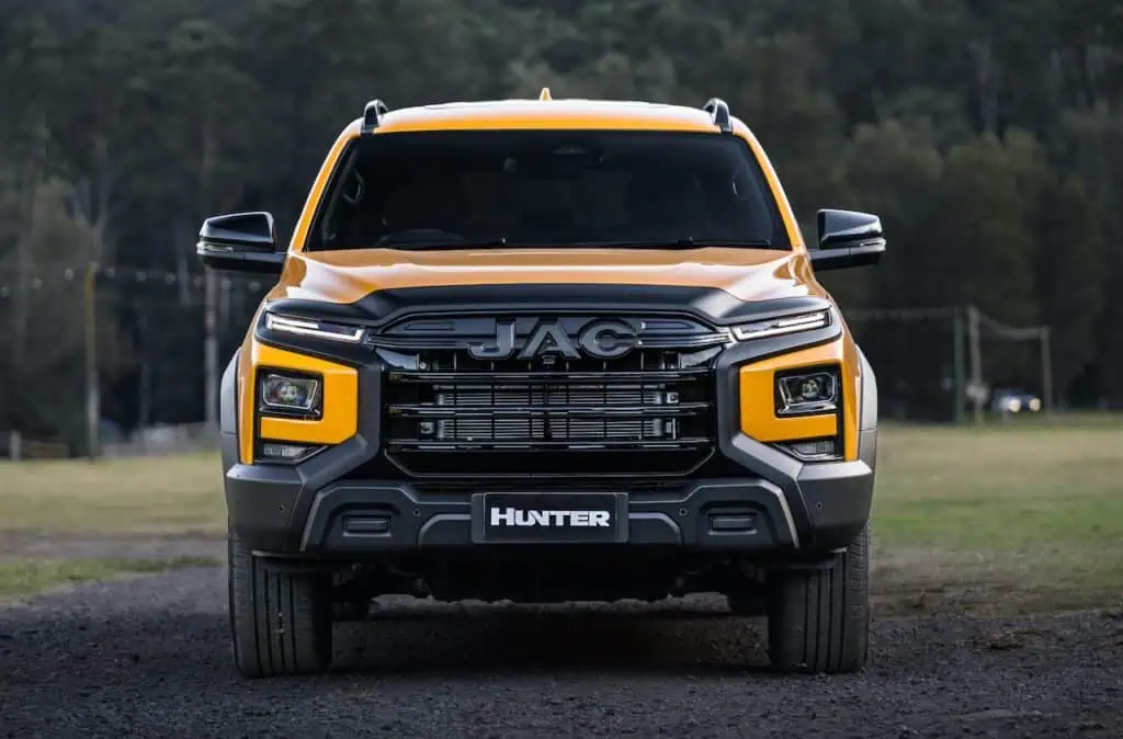 2026 JAC Hunter PHEV ute.