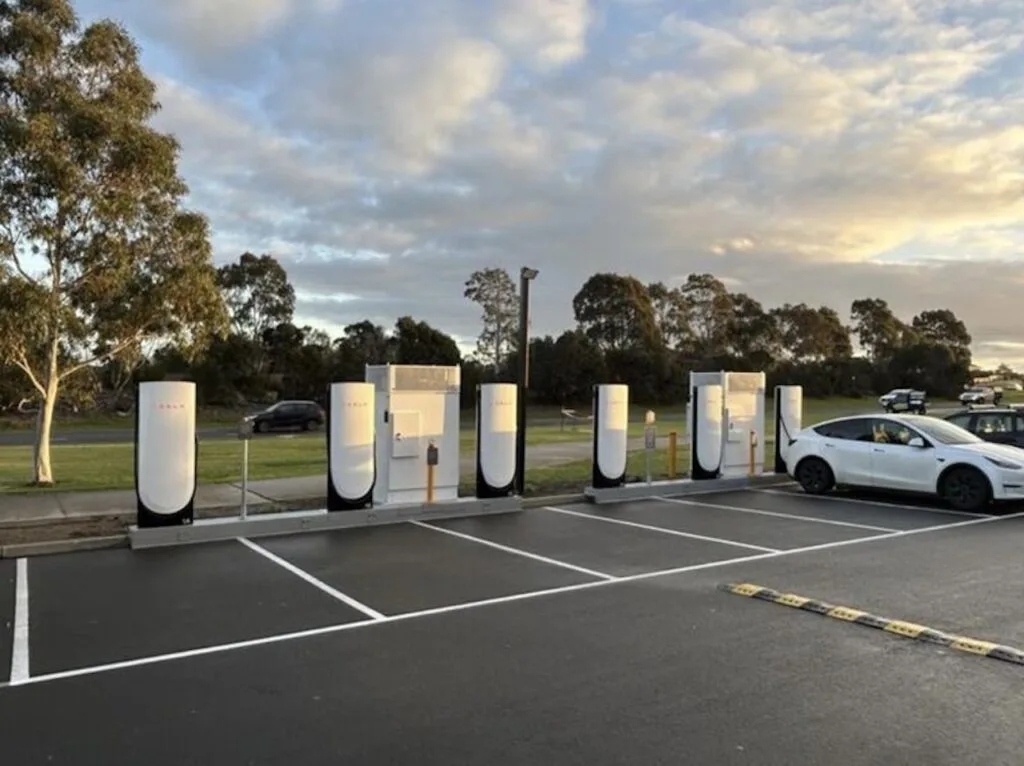 New Tesla Supercharger site Pakenham, Vic.