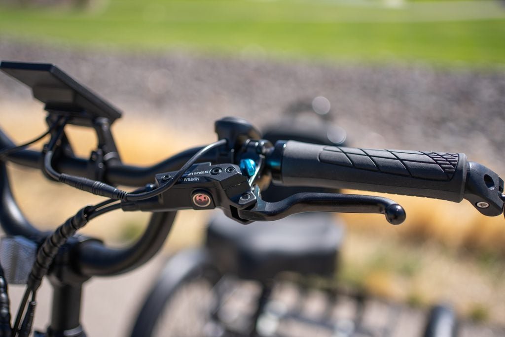 Lectric XP Trike 2 Review: A 750W Electric Trike Built for Stability 5 Hydraulic brake lever and grip on the Lectric XP Trike 2 handlebar