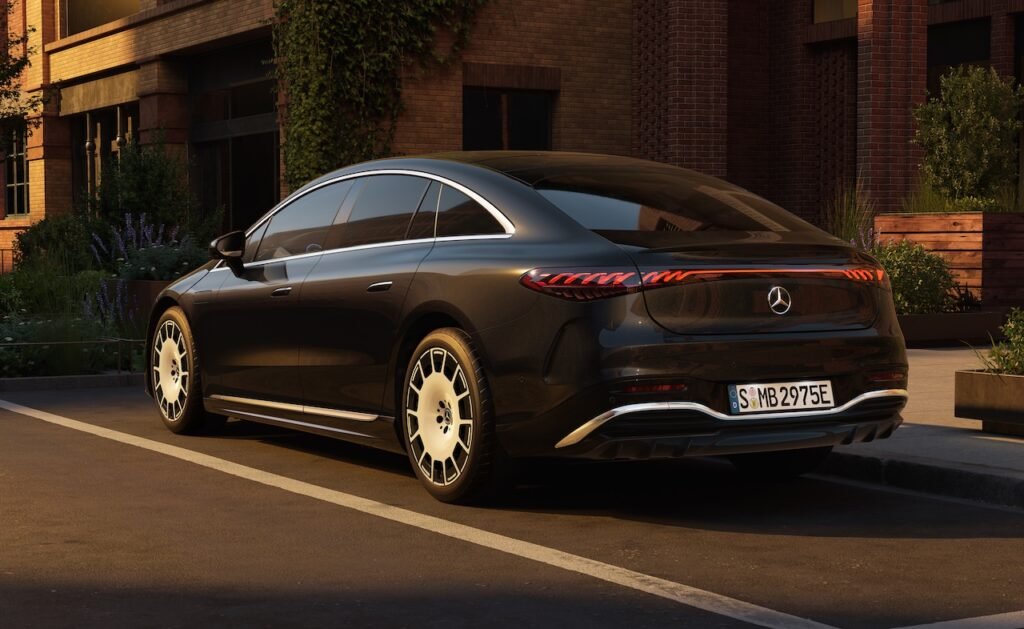 2027 Mercedes-Benz EQS.