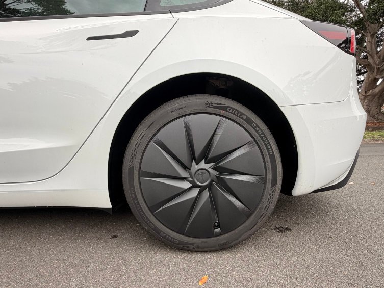 2026 Tesla Model 3 Rear-Wheel Drive