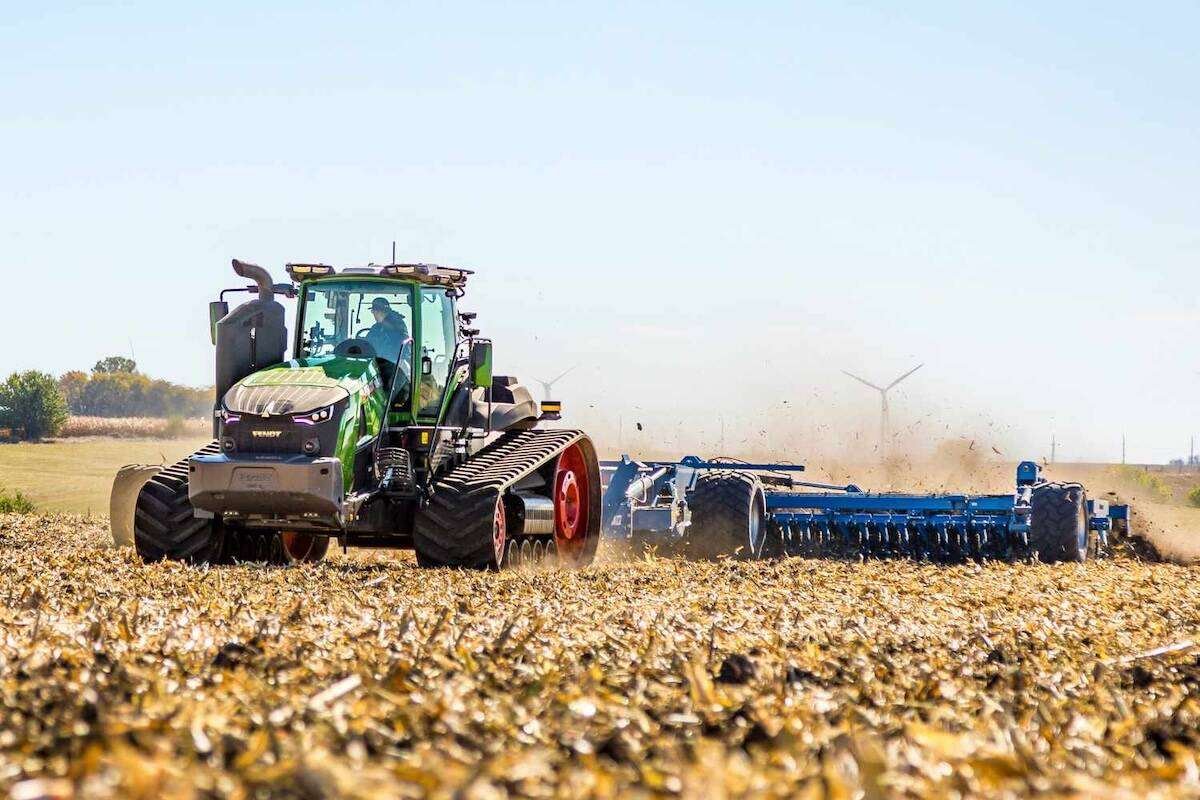 Terry Swystun, general manager of the Saskatoon branch of Full Line Ag, says Fendt tractors have become a favourite among his clientele. Pictured here is a Fendt Vario tractor in a field. Photo: file