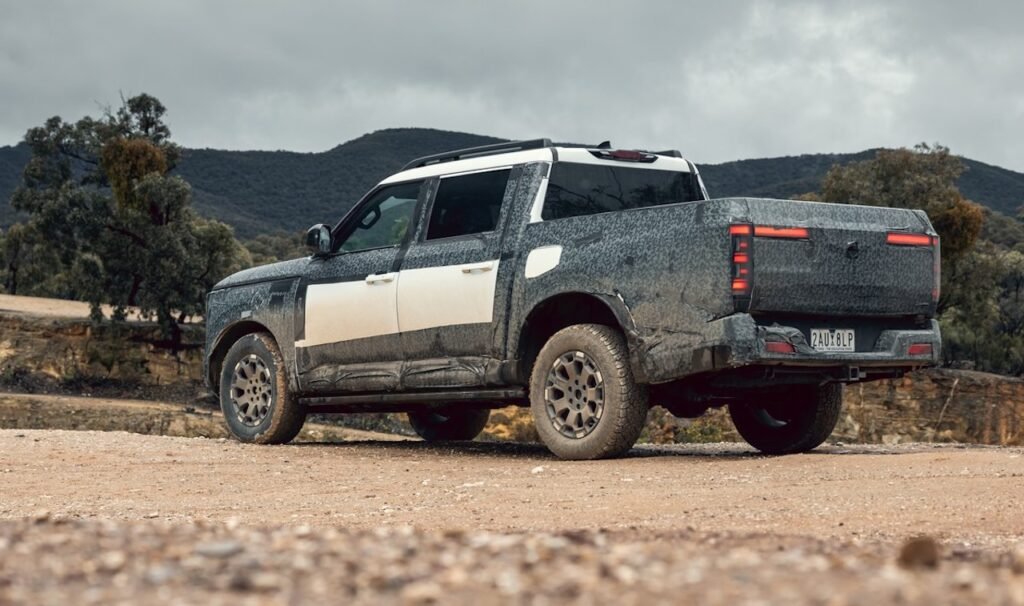 2027 Nissan Navara Pro.